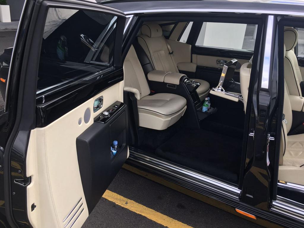 Rolls royce chauffeur hire London - interior